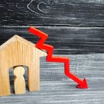 Steckt die Immobilienbranche in der Krise? Das Sterben der Hausverwaltung Steckt die Immobilienbranche in der Krise? Das Sterben der Hausverwaltung