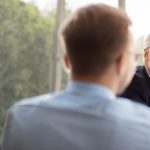Internen Nachfolger für Hausverwaltung finden | Zukunft sichern mit imovion Internen Nachfolger für Hausverwaltung finden | Zukunft sichern mit imovion